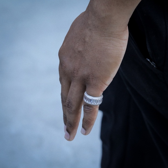 Men's White Gold Plated Iced Cz Baguette Hip Hop Elegant Statement Pinky Ring - Picture 3 of 5